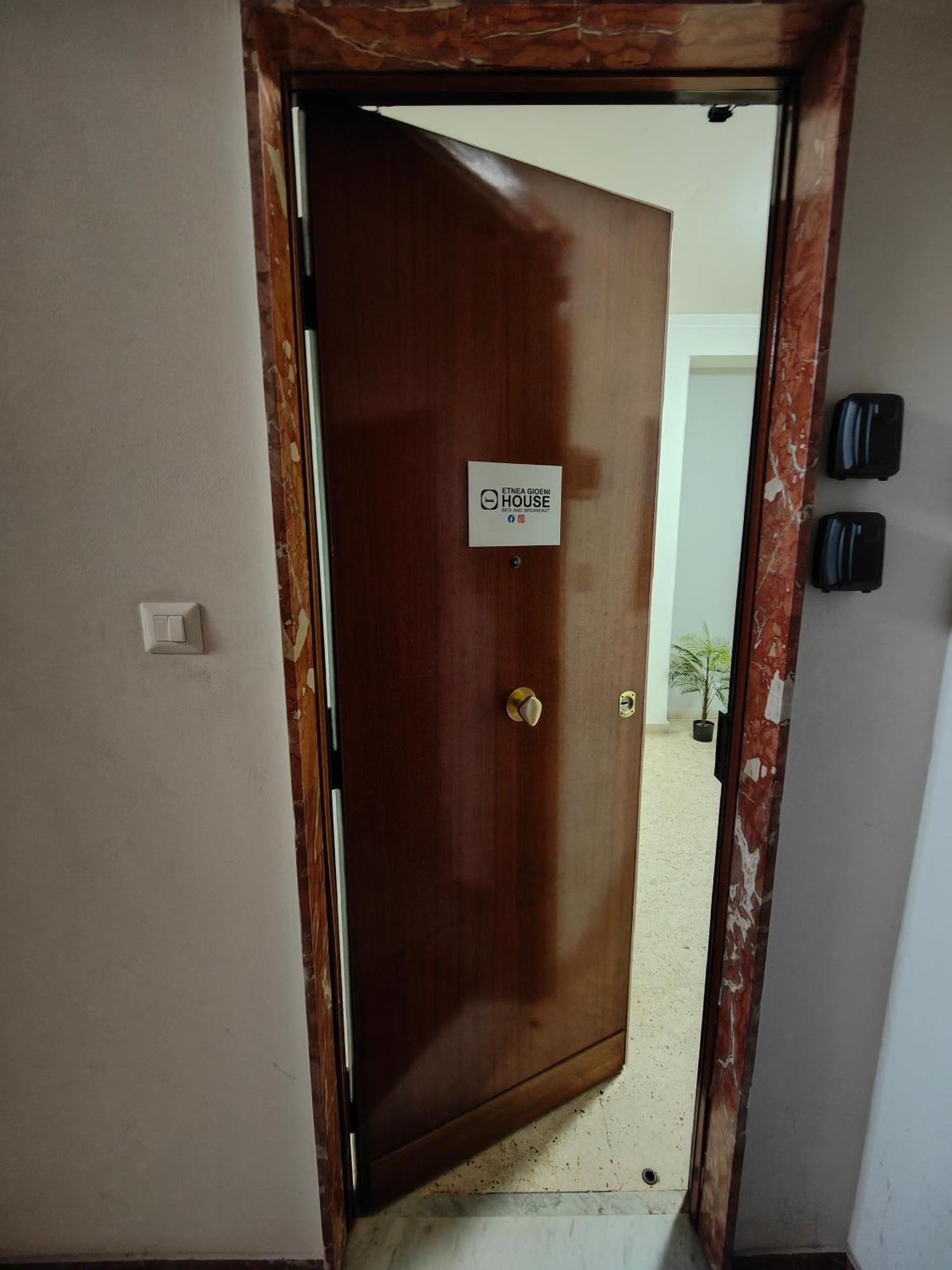 Etnea Gioeni House Suite CTA Exteriör bild
